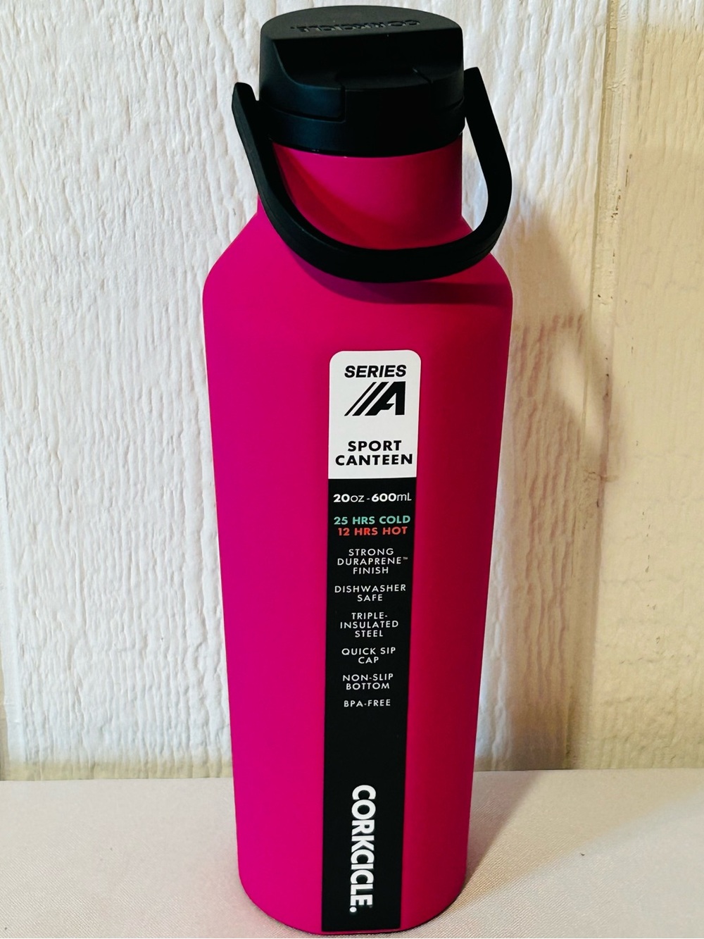 NEW Corkcicle Series Sport Canteen in Hot Pink